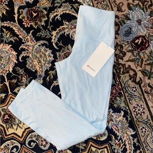 LAST CALL: NWT Lululemon crop high-rise leggings